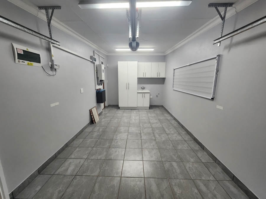 3 Bedroom Property for Sale in Hartenbos Central Western Cape